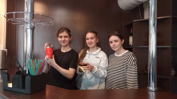 Мастерская на базе Барнаульского кооперативного техникума = площадка обучения #РСО по направлениям #Бармен