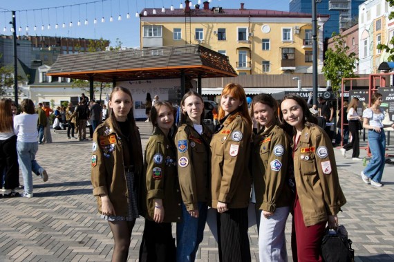 Команда Барнаульского кооперативного техникума на практике во Владивостоке | Снова