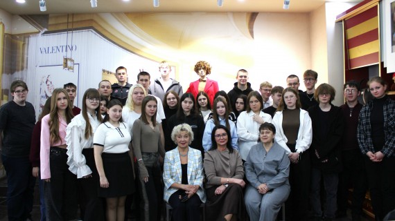 Студенты Барнаульского кооперативного техникума встретились с директором Департамента экономического развития Торгово-промышленной палаты Алтайского края